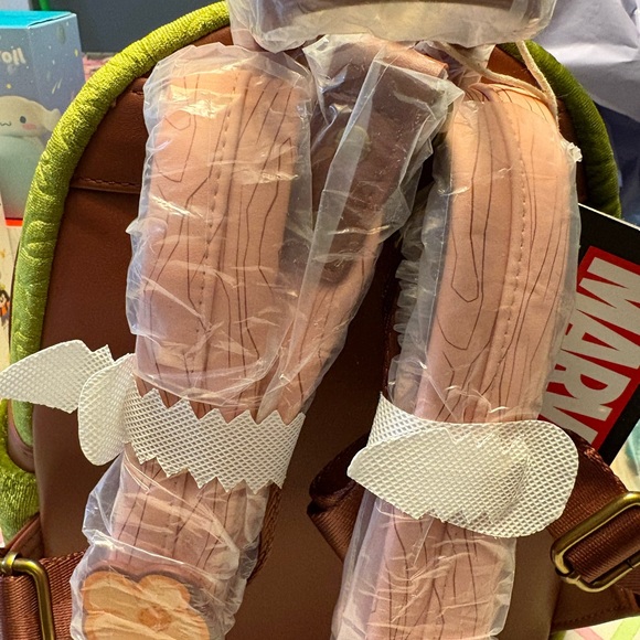 Loungefly Groot Marvel’s Guardians of the Galaxy - Picture 2 of 3